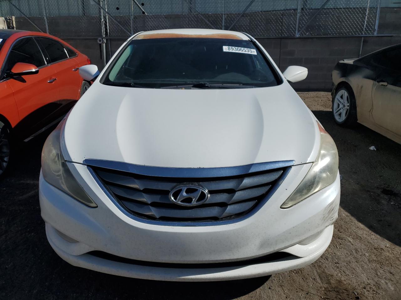2011 Hyundai Sonata - Image 5