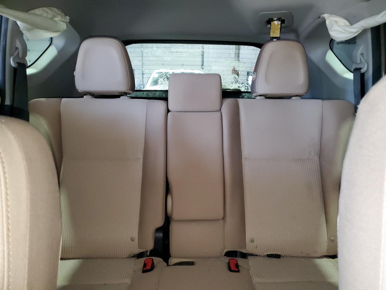 2013 Toyota RAV 4 - Image 10