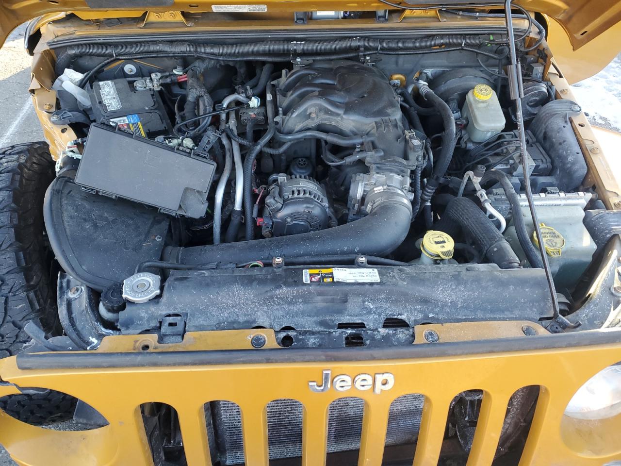 2014 Jeep Wrangler - Image 12