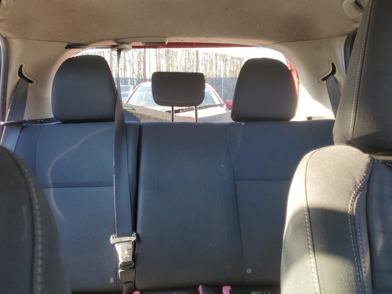 2015 Toyota Yaris - Image 10