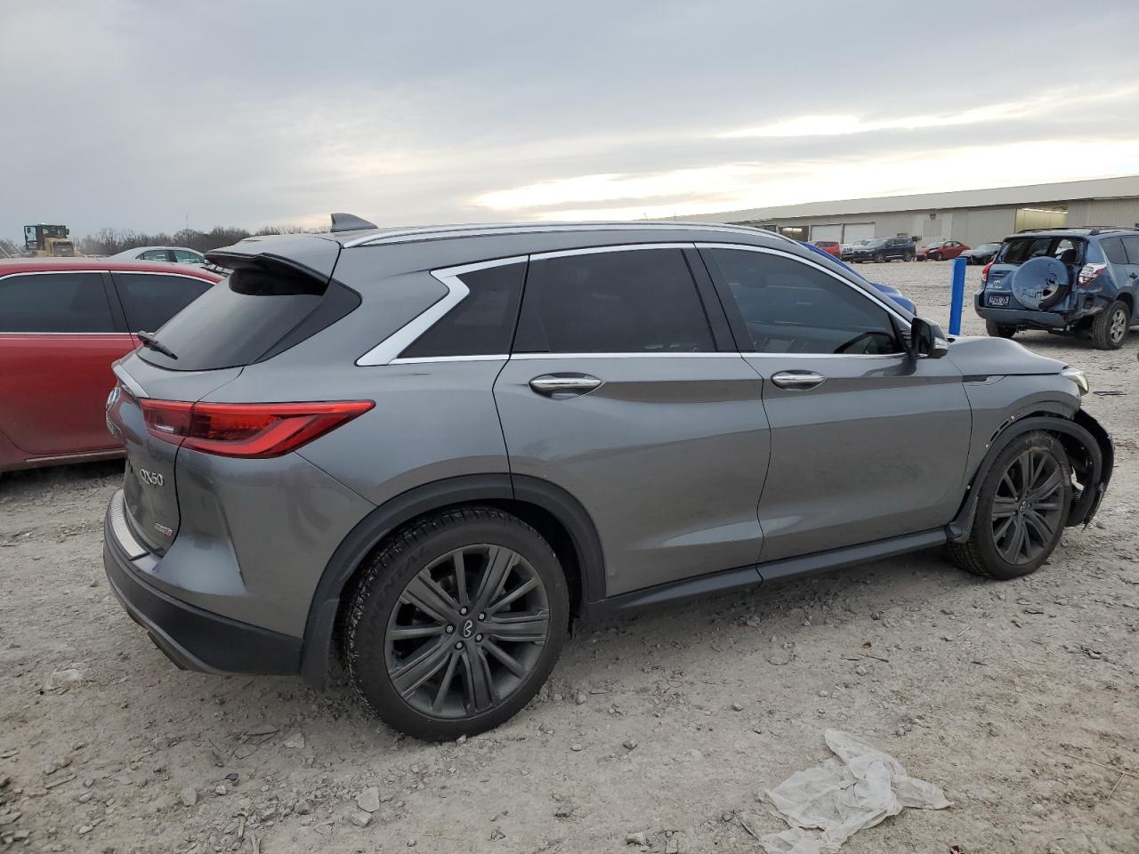 2020 Infiniti QX50 - Image 3