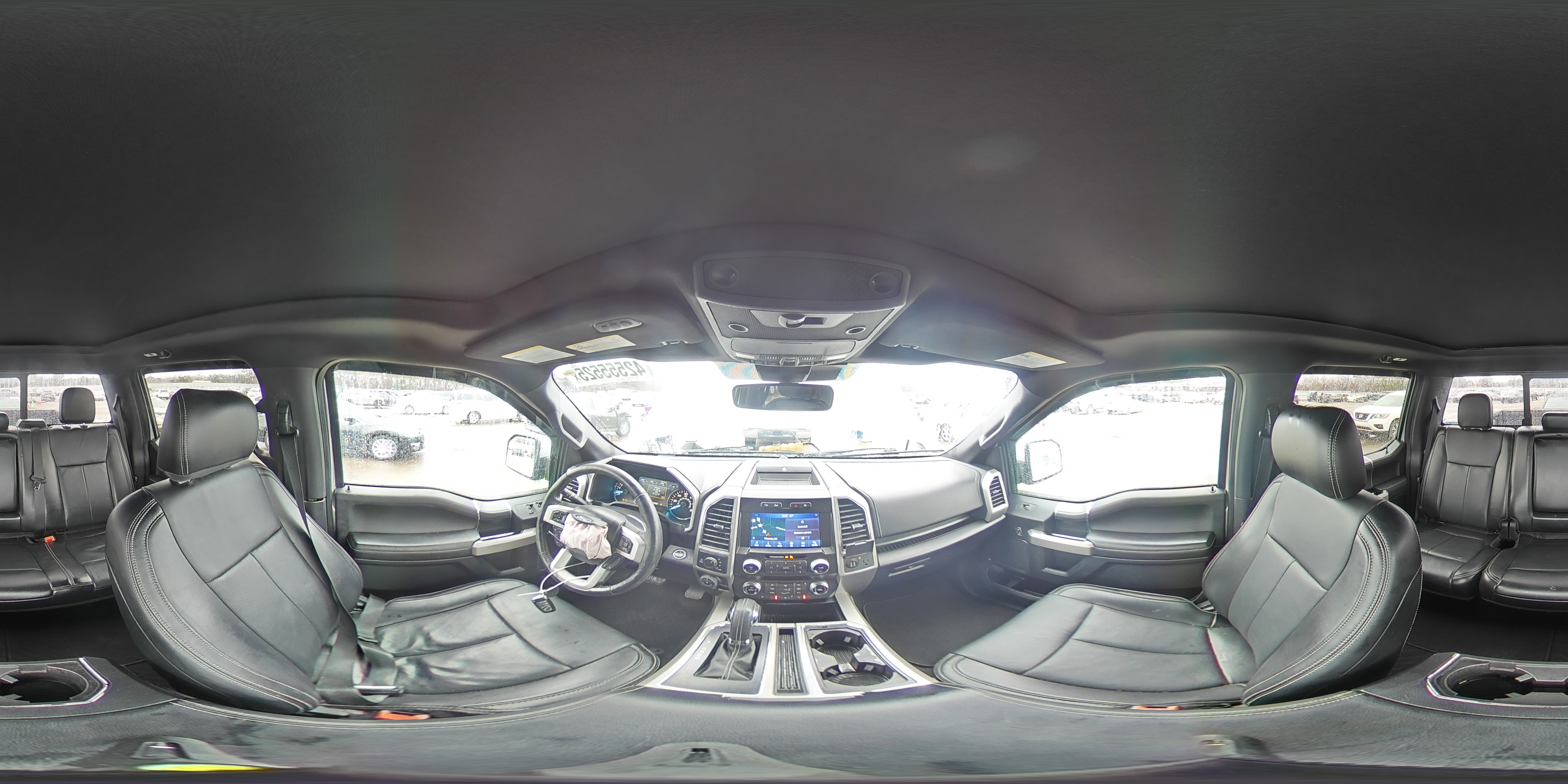 2019 Ford F-150 - Image 12