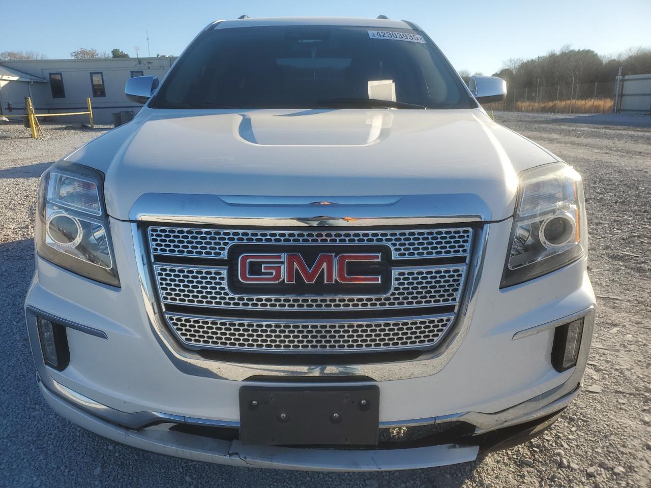 2016 GMC Terrain - Image 5