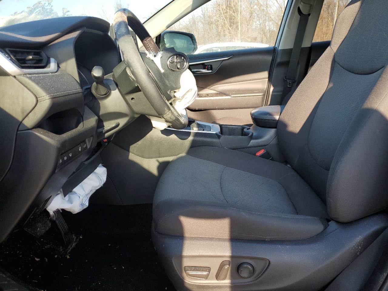 2022 Toyota RAV 4 - Image 7