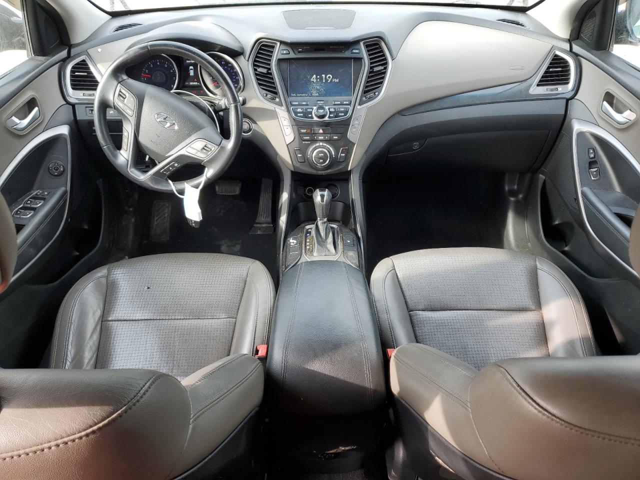 2014 Hyundai Santa Fe - Image 8