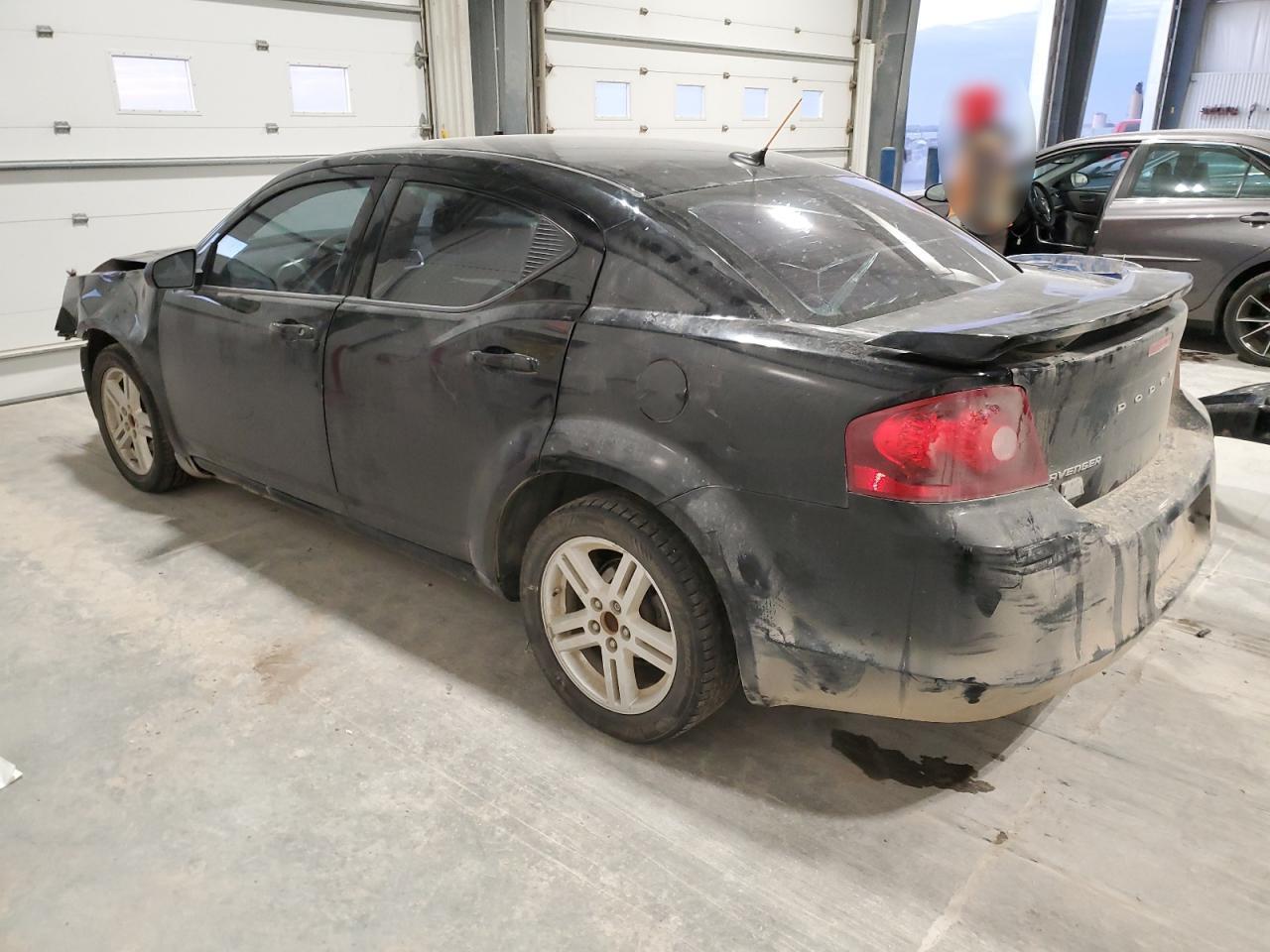 2013 Dodge Avenger - Image 2