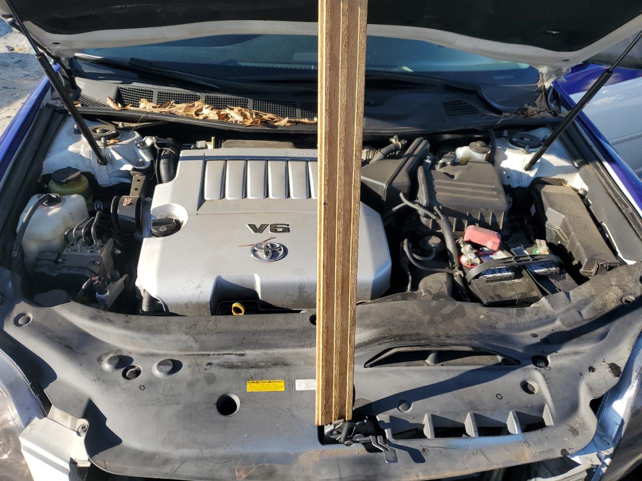 2010 Toyota Avalon - Image 12