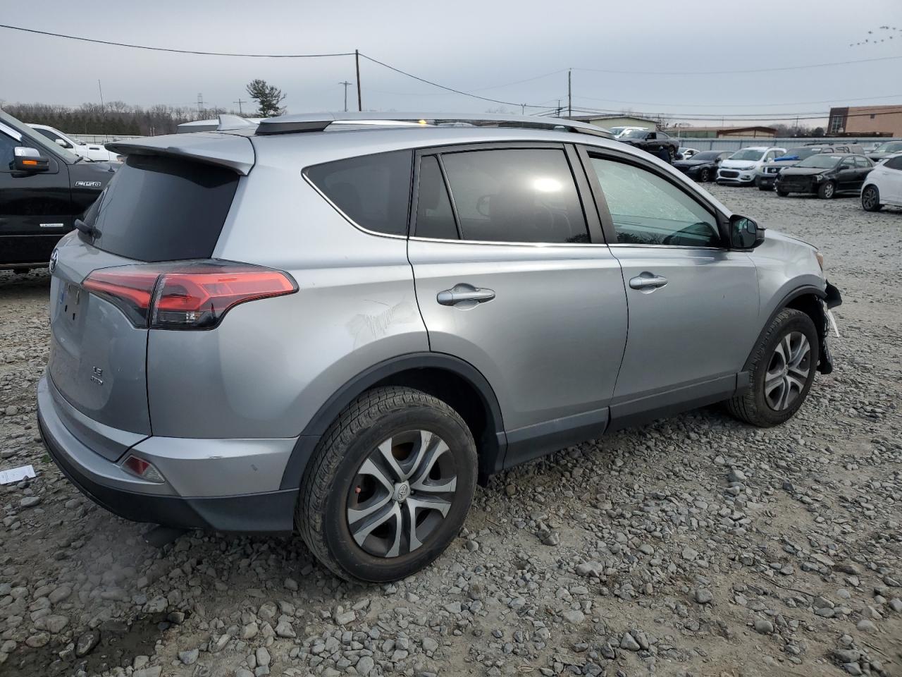 2017 Toyota RAV 4 - Image 3