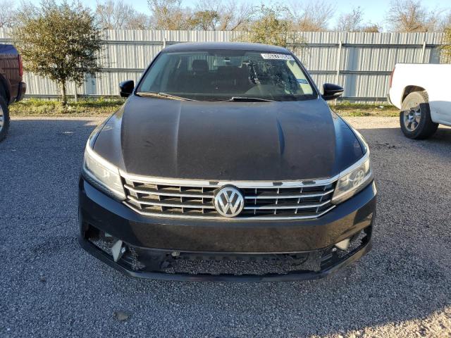  VOLKSWAGEN PASSAT 2018 Black