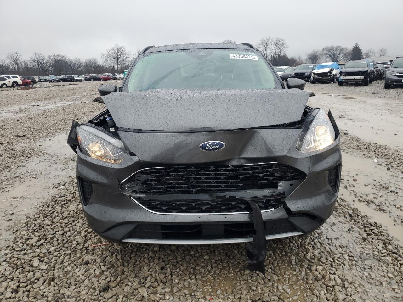 2020 Ford Escape - Image 5