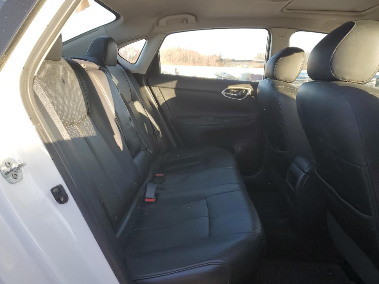 2013 Nissan Sentra - Image 10