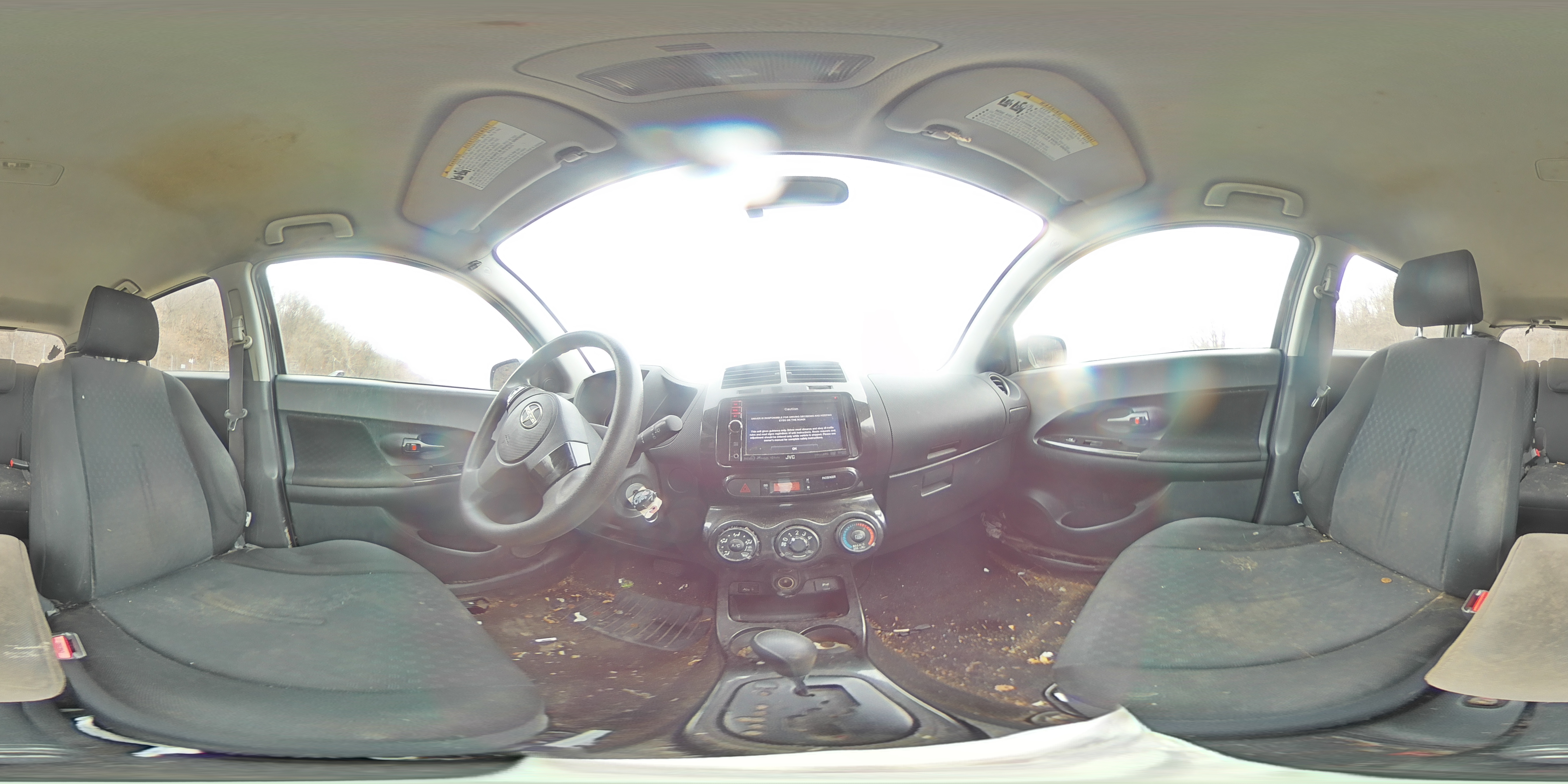 2009 Scion xD - Image 13