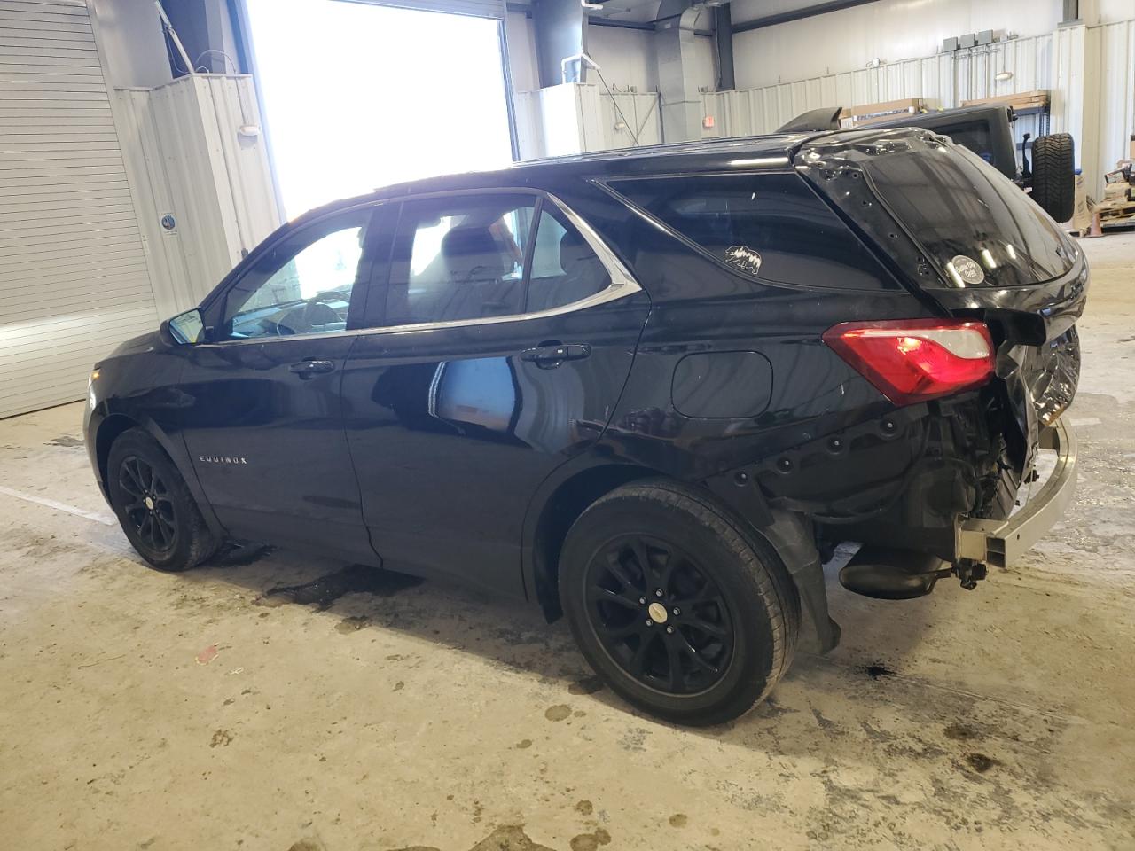 2019 Chevrolet Equinox - Image 2