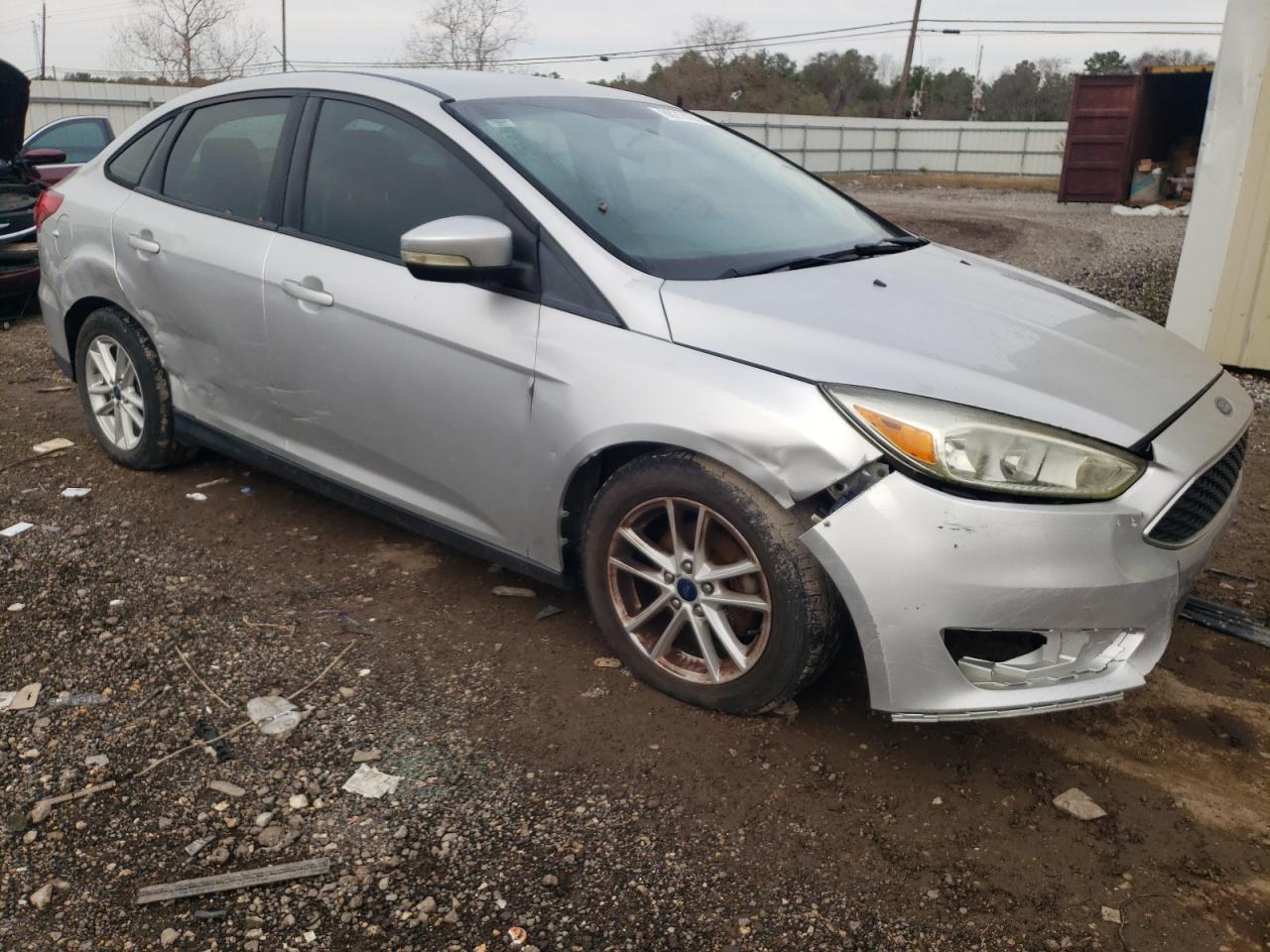 VIN 1FADP3F29GL398945 2016 FORD FOCUS no.4