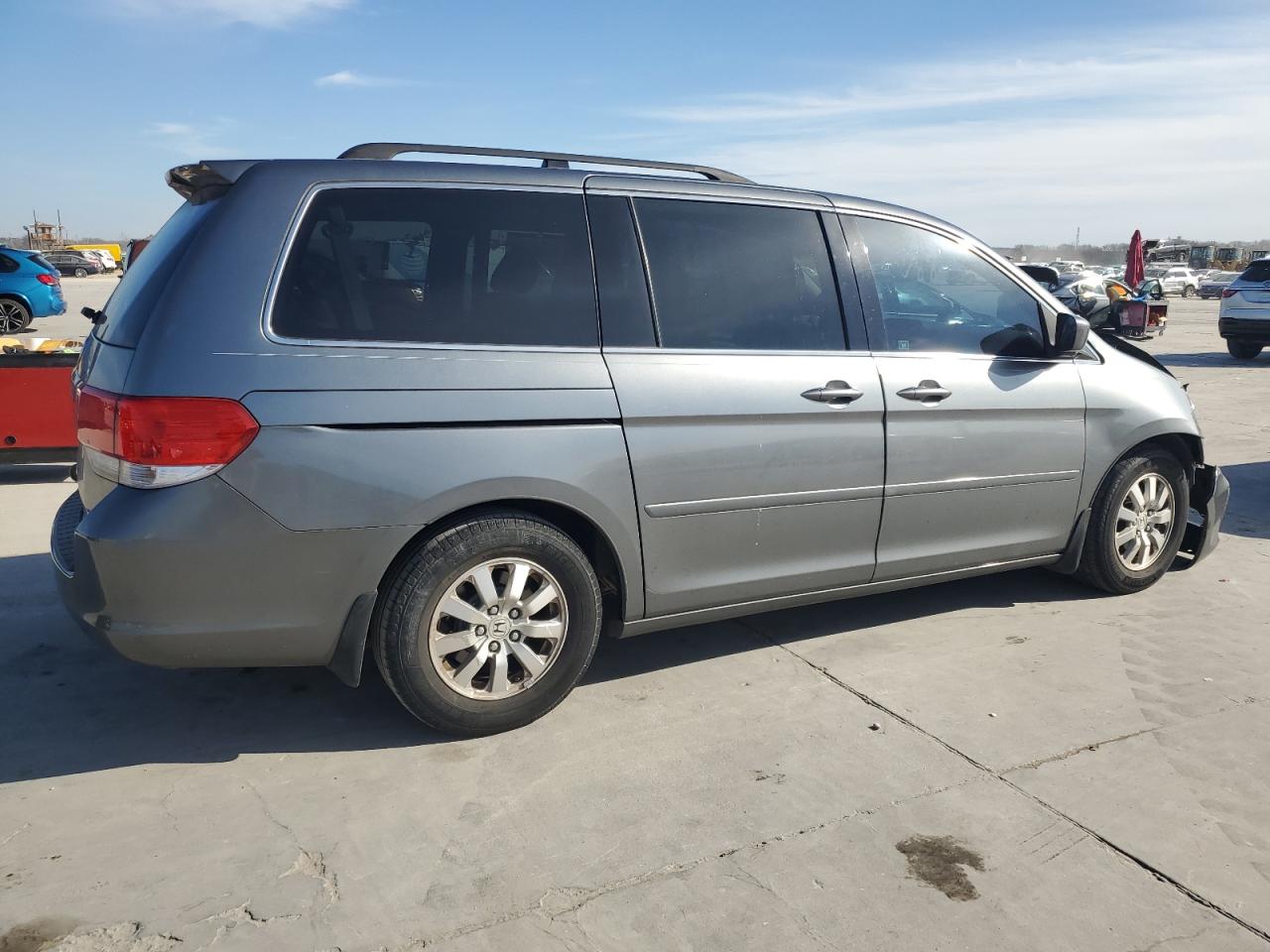 2009 Honda Odyssey - Image 3