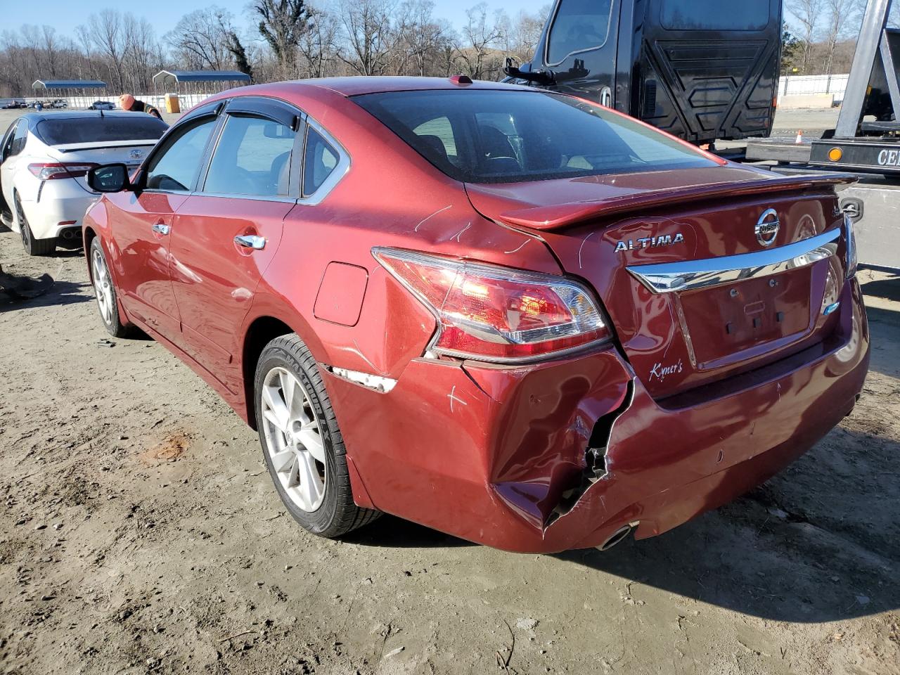 2014 Nissan Altima - Image 2