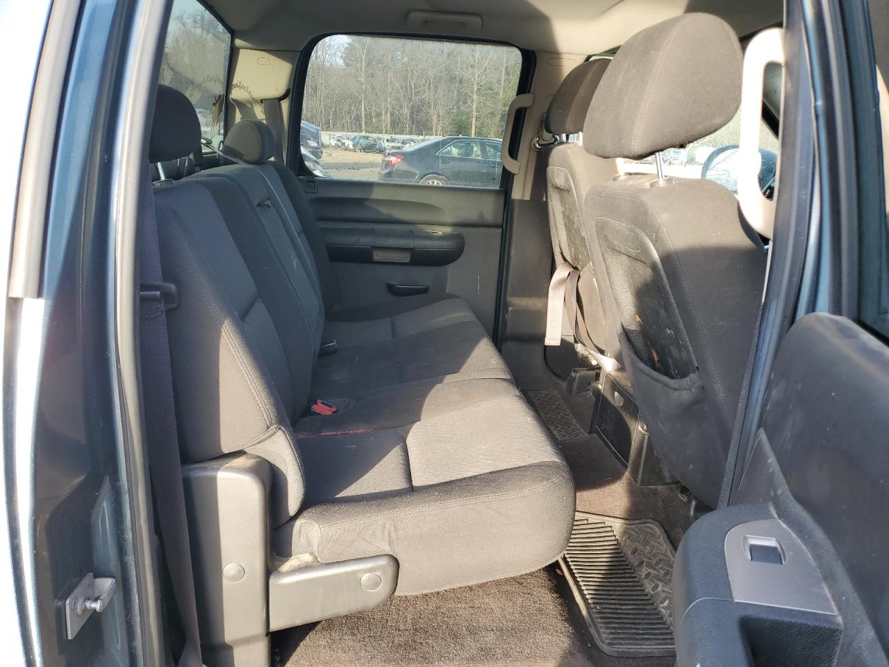 2012 Chevrolet Silverado - Image 10