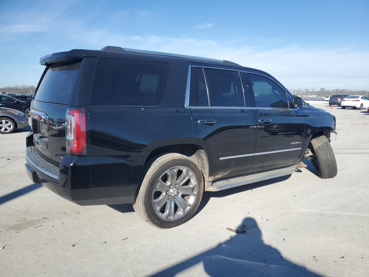 2015 GMC Yukon - Image 3