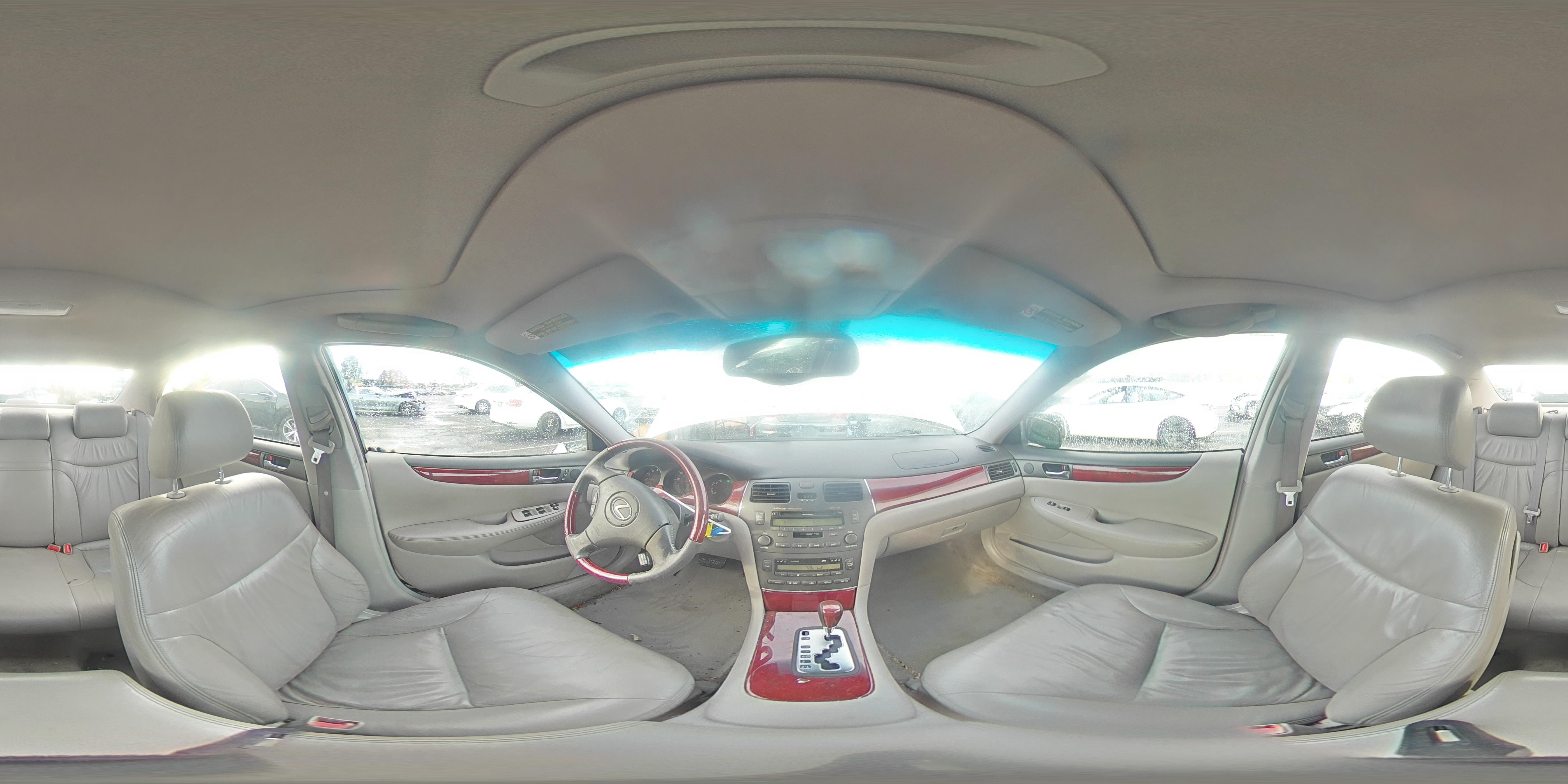 2003 Lexus ES - Image 13