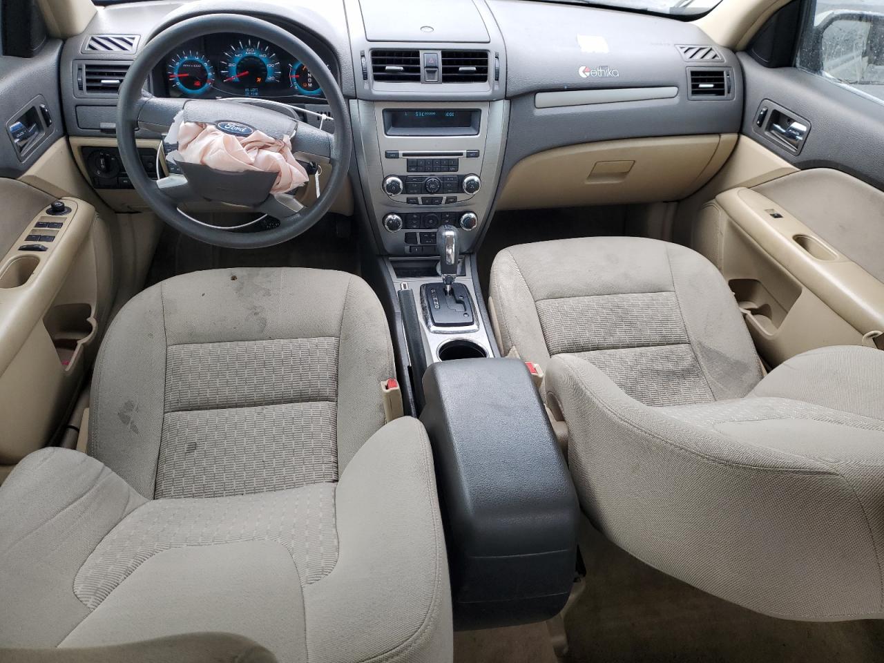 2010 Ford Fusion - Image 8