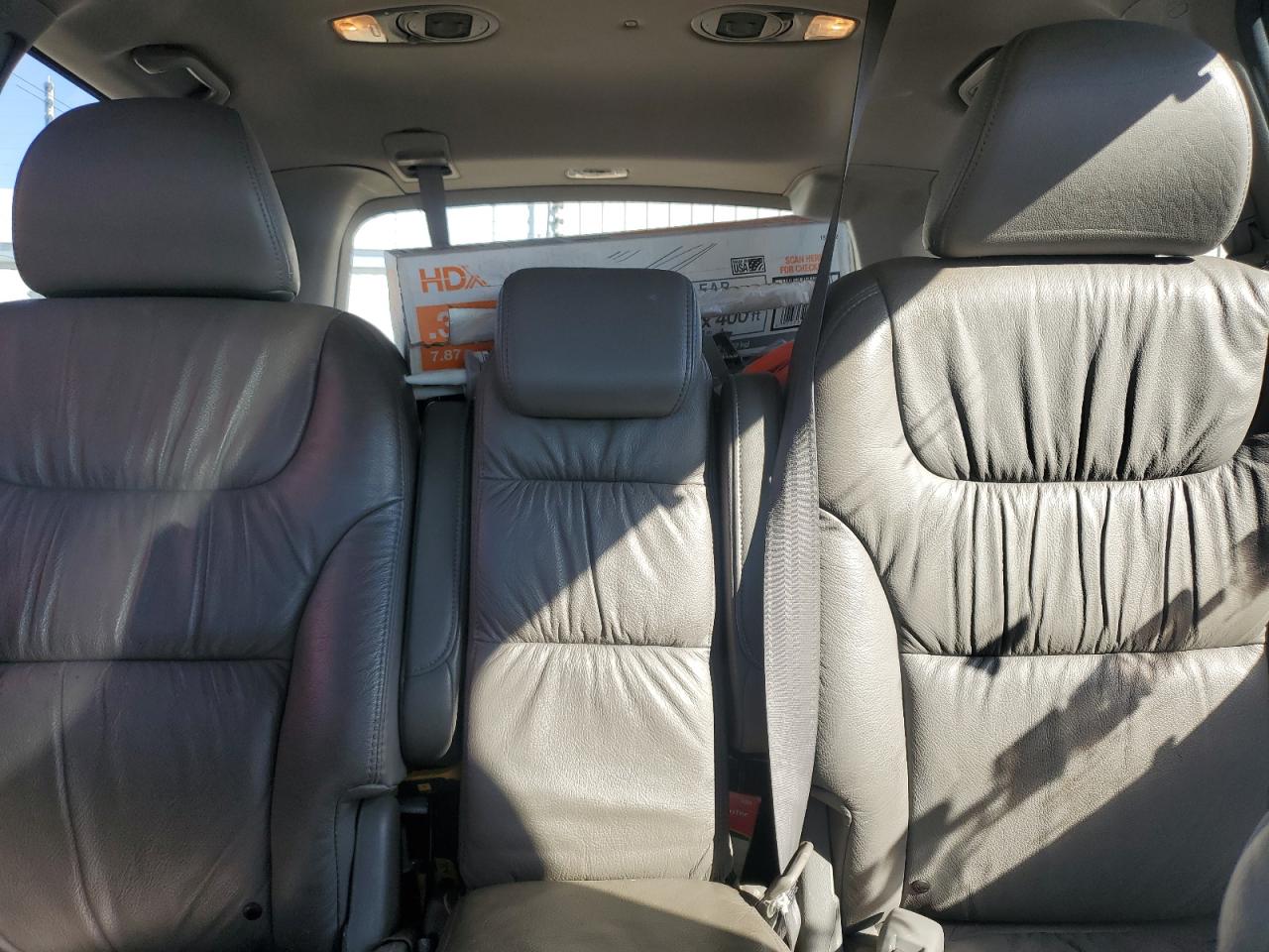 2010 Honda Odyssey - Image 10