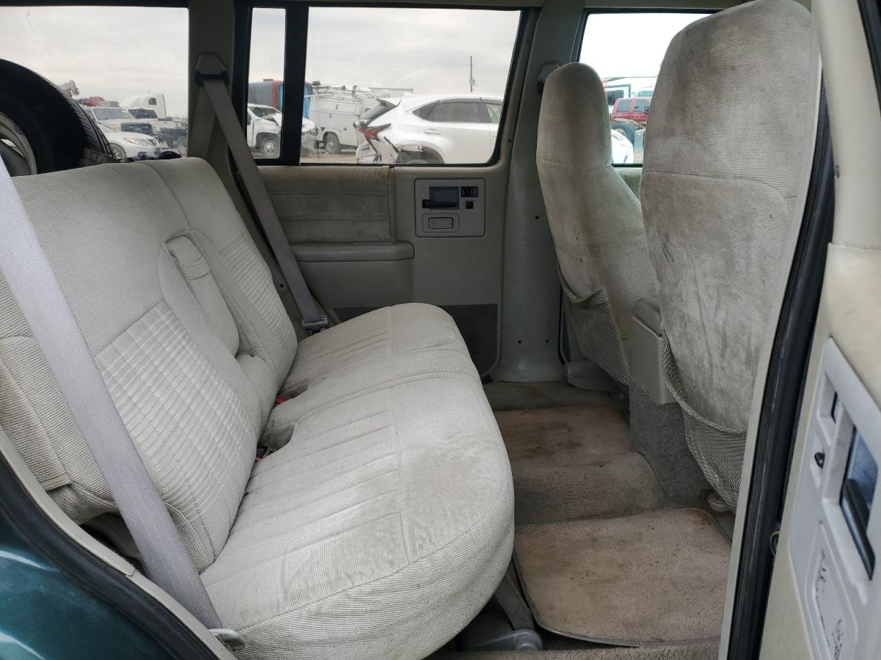 1994 Chevrolet Blazer S10 VIN: 1GNCS13W9R2131837 Lot: 87335764