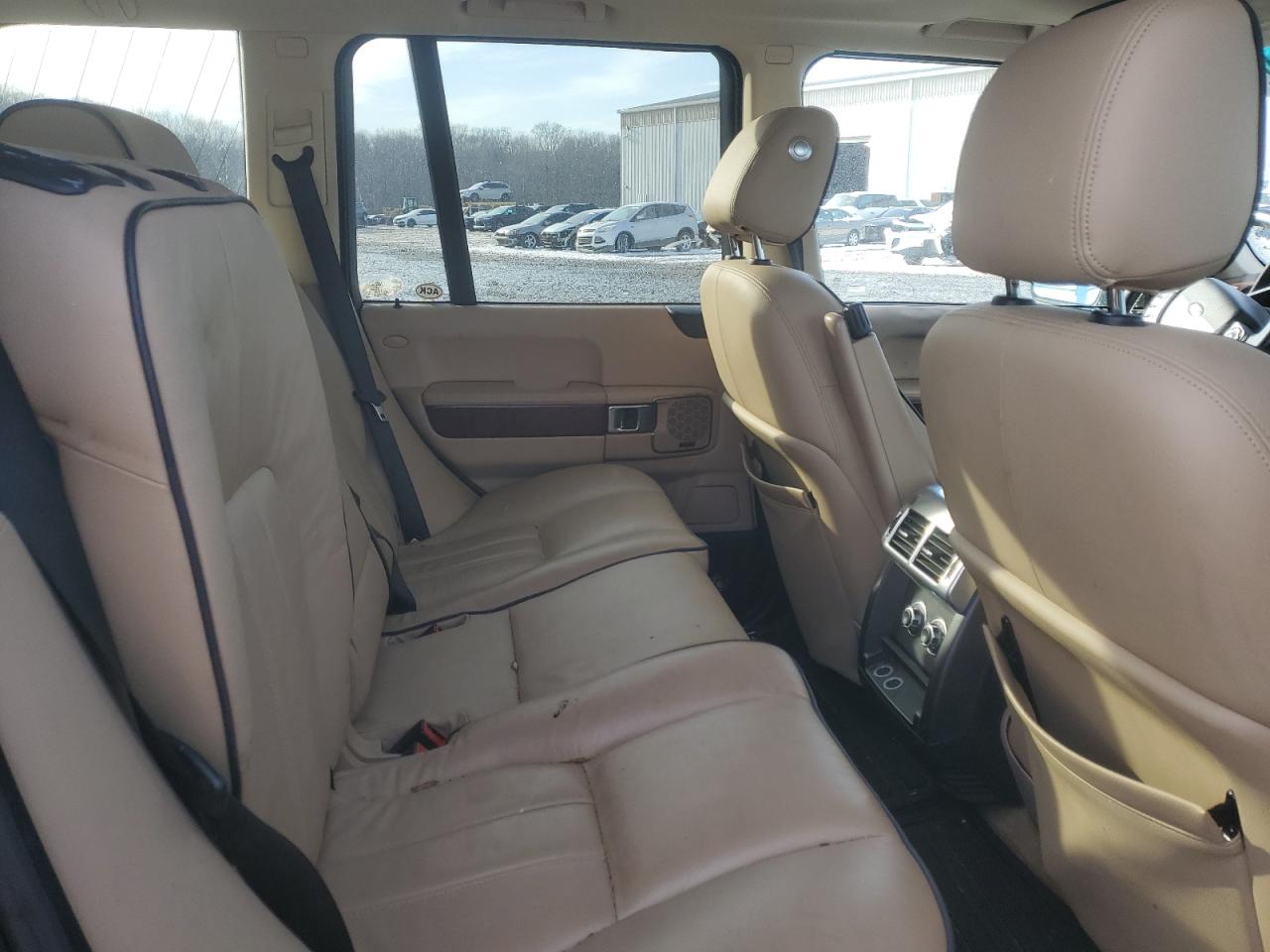 2012 Land Rover Range Rover - Image 11