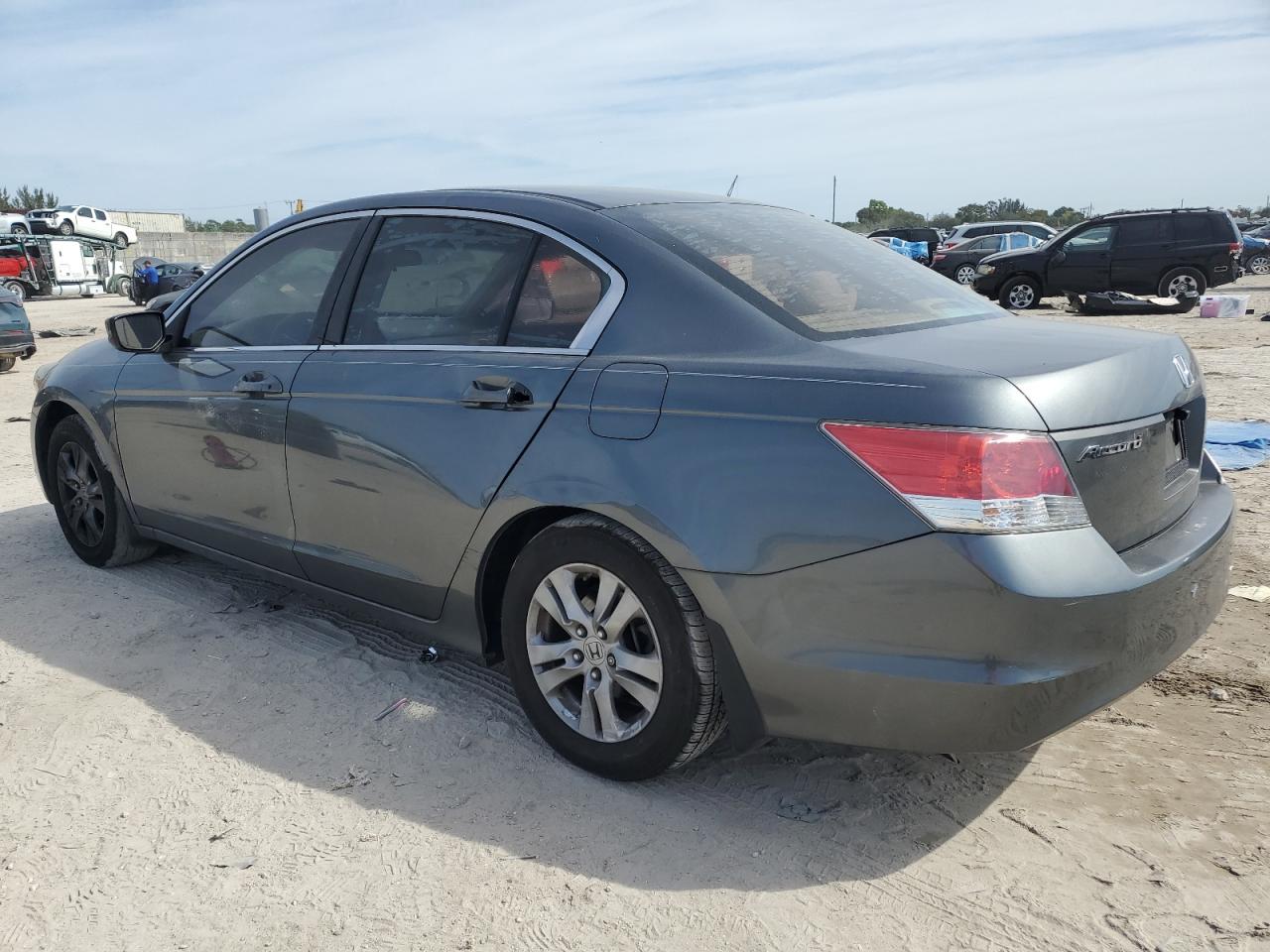 2010 Honda Accord - Image 2