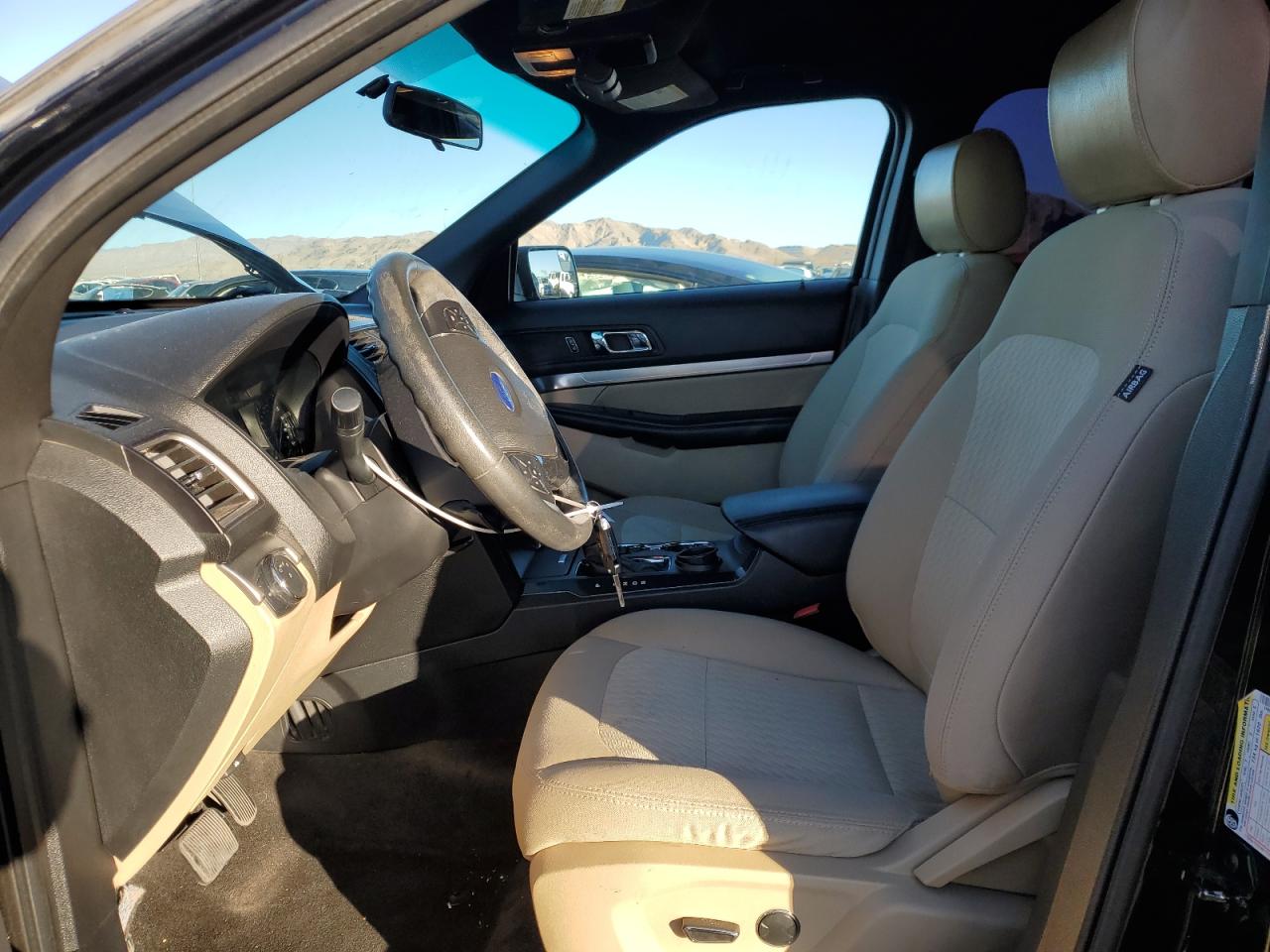 2016 Ford Explorer - Image 7