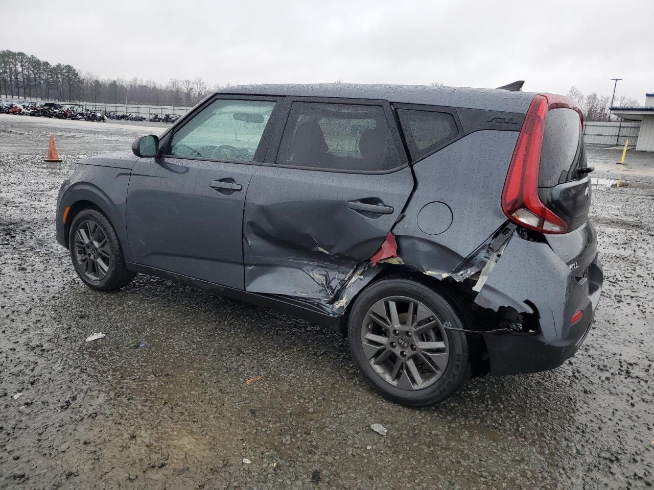 2021 Kia Soul - Image 2