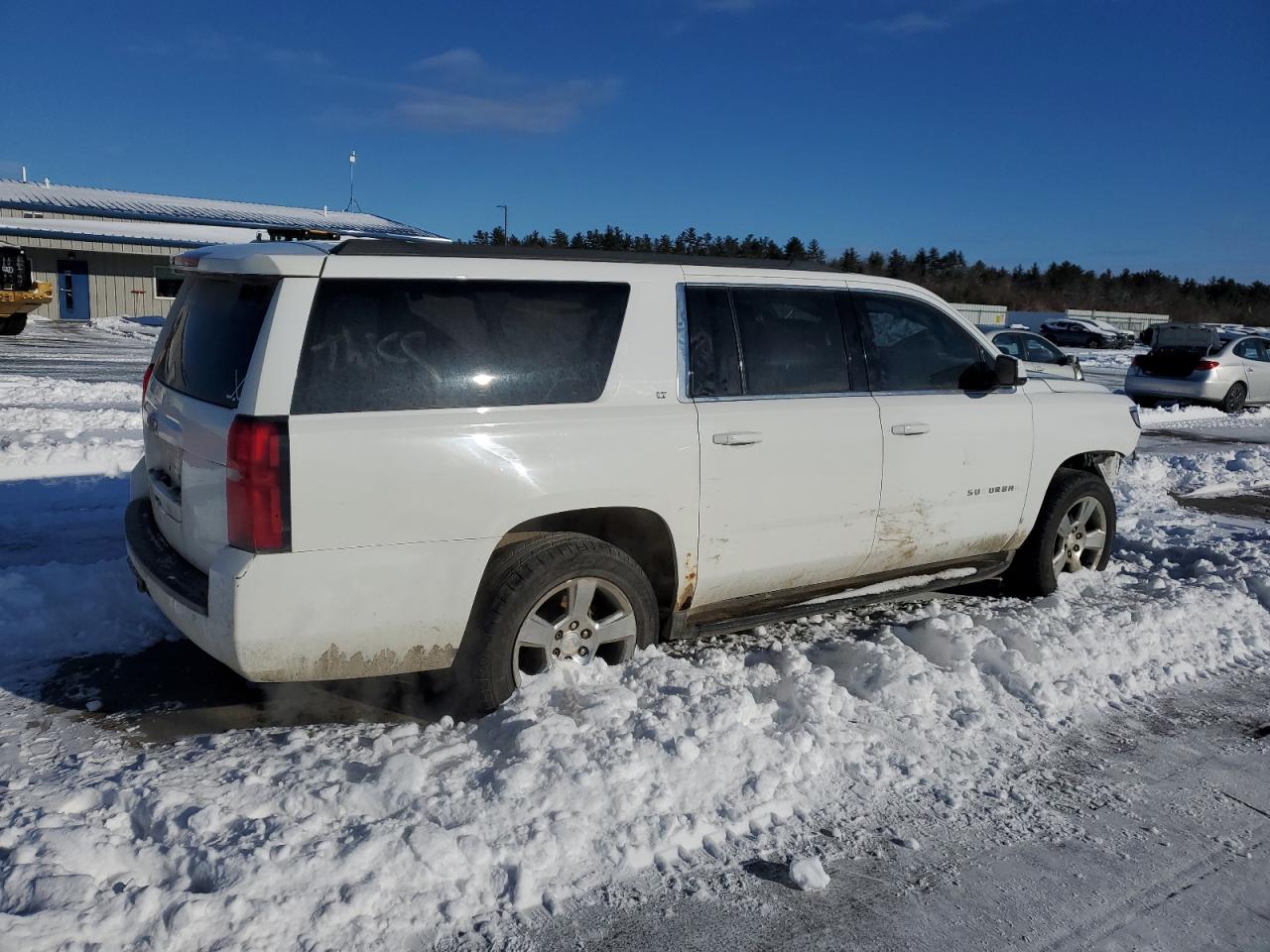2016 Chevrolet Suburban - Image 3
