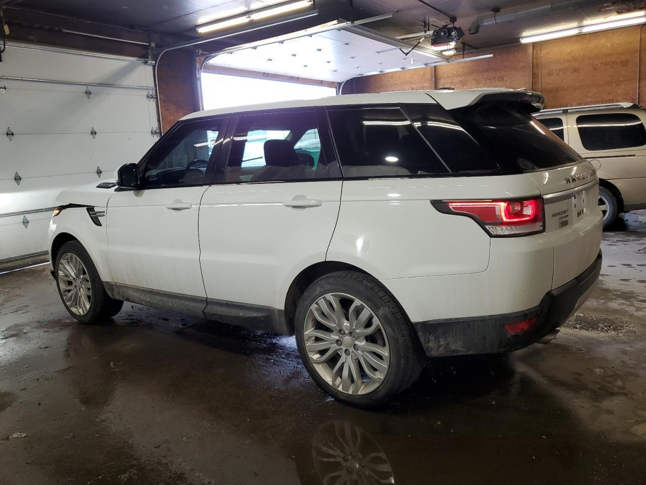 2014 Land Rover Range Rover - Image 2