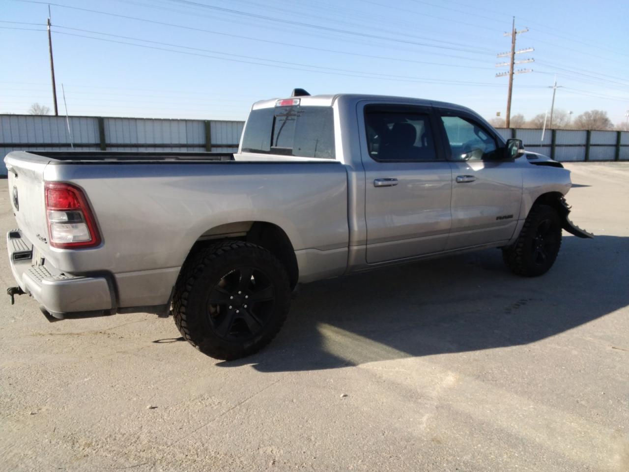 2021 RAM 1500 - Image 3