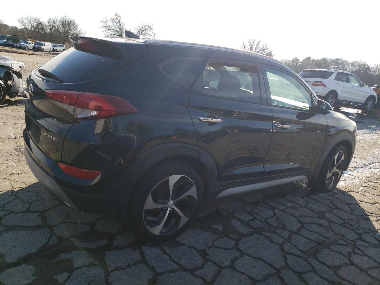 VIN KM8J33A20HU375366 2017 HYUNDAI TUCSON no.3