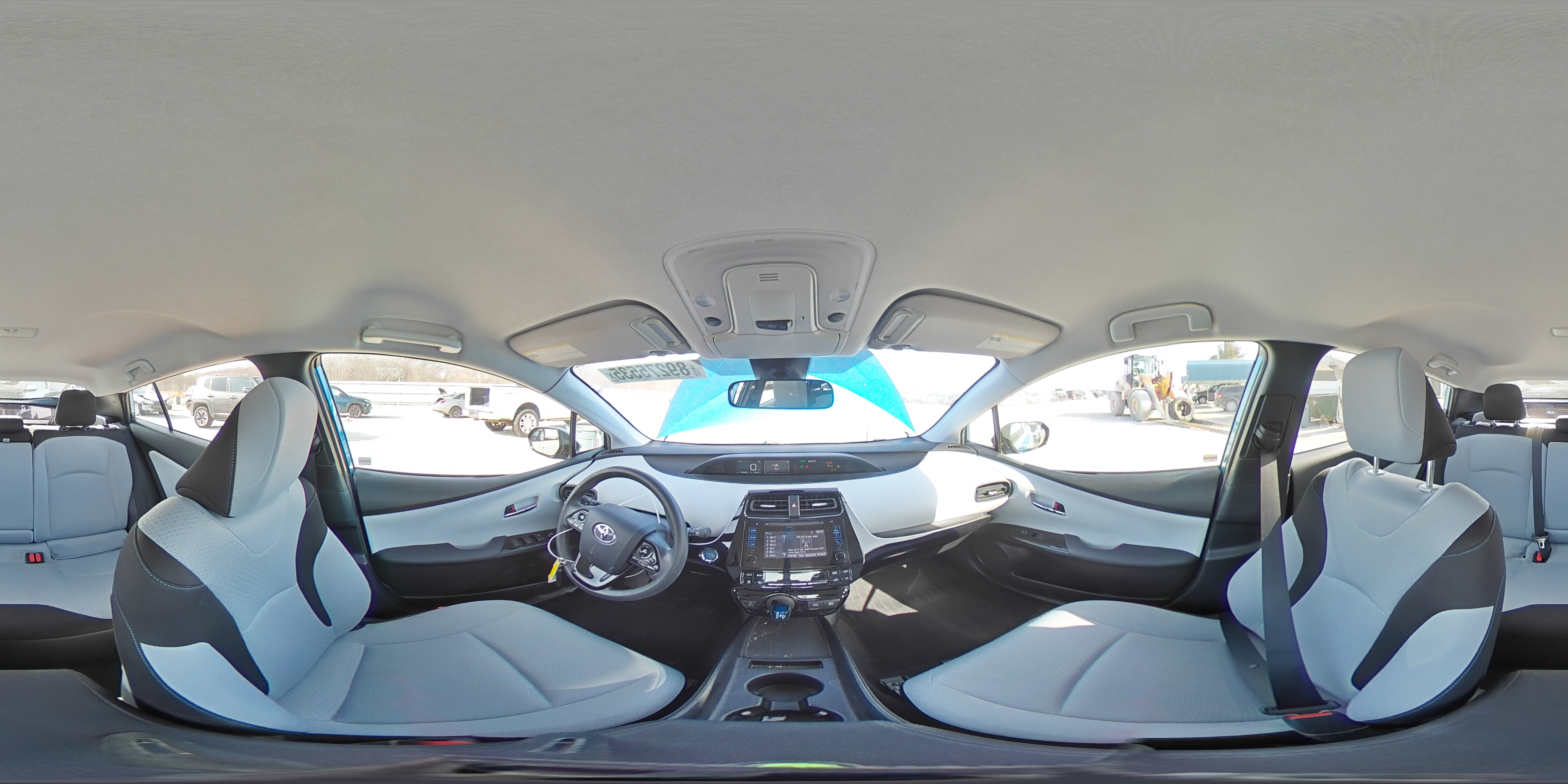2019 Toyota Prius - Image 12