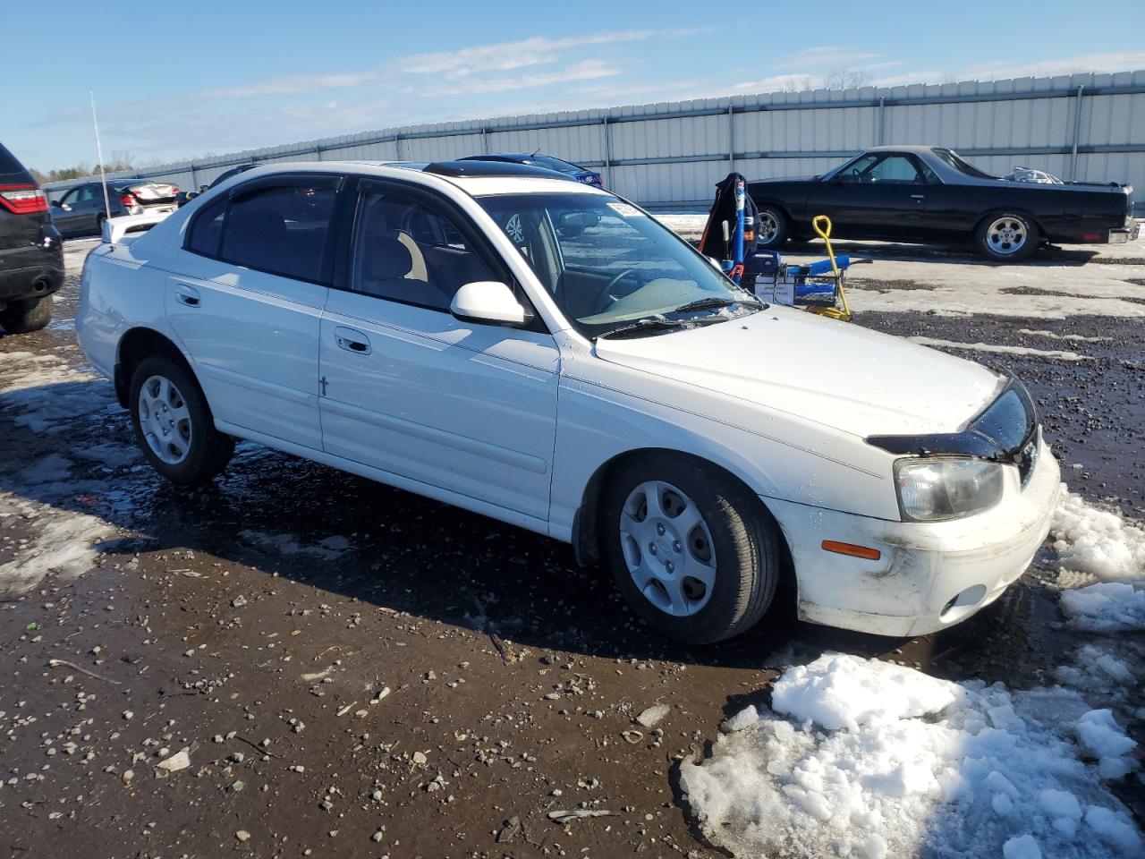 2002 Hyundai Elantra - Image 4