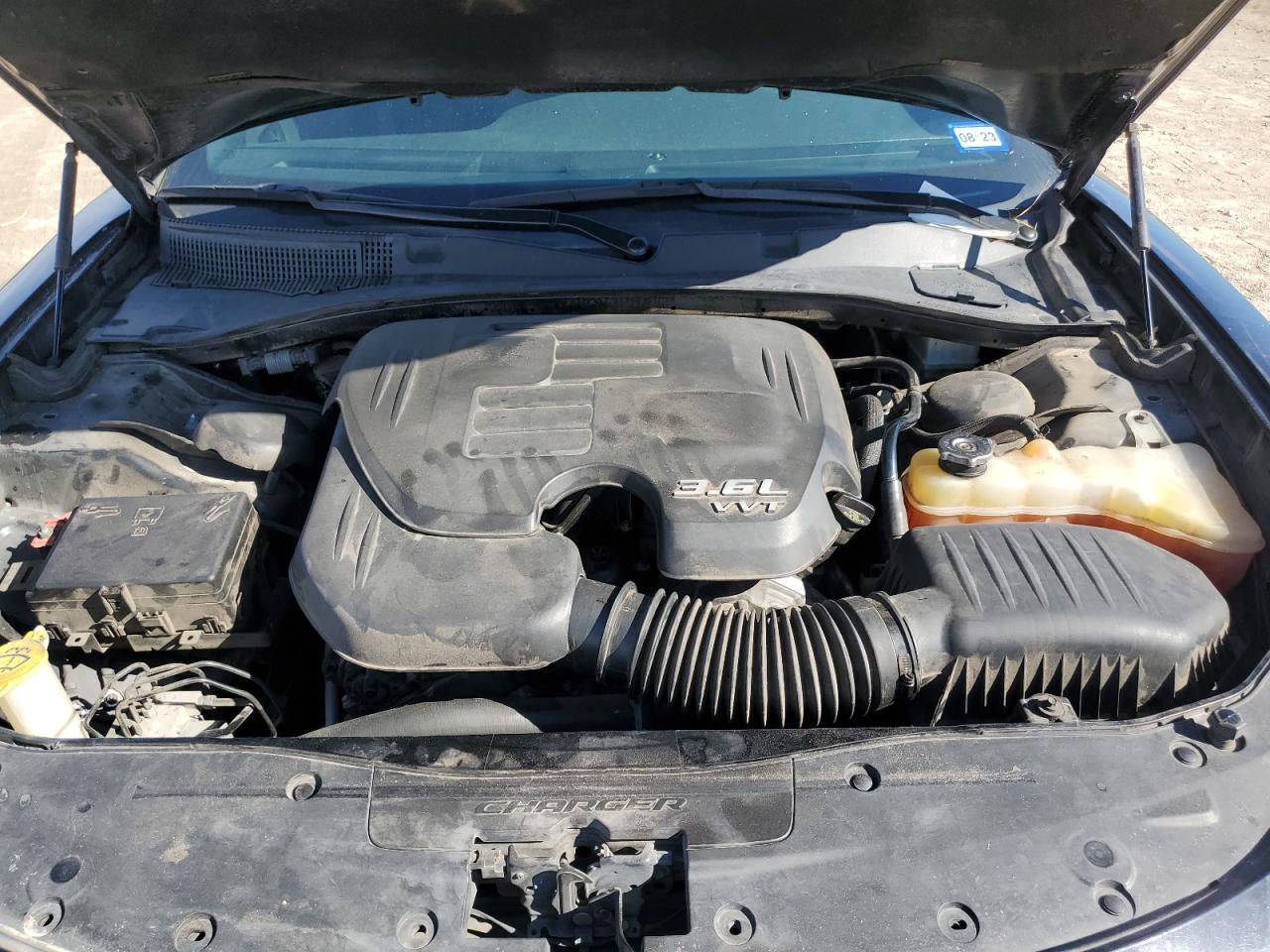 2018 Dodge Charger - Image 11