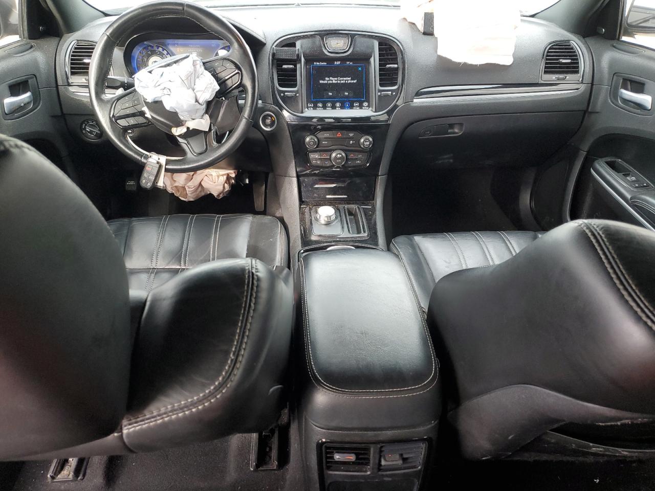 2019 Chrysler 300 - Image 8
