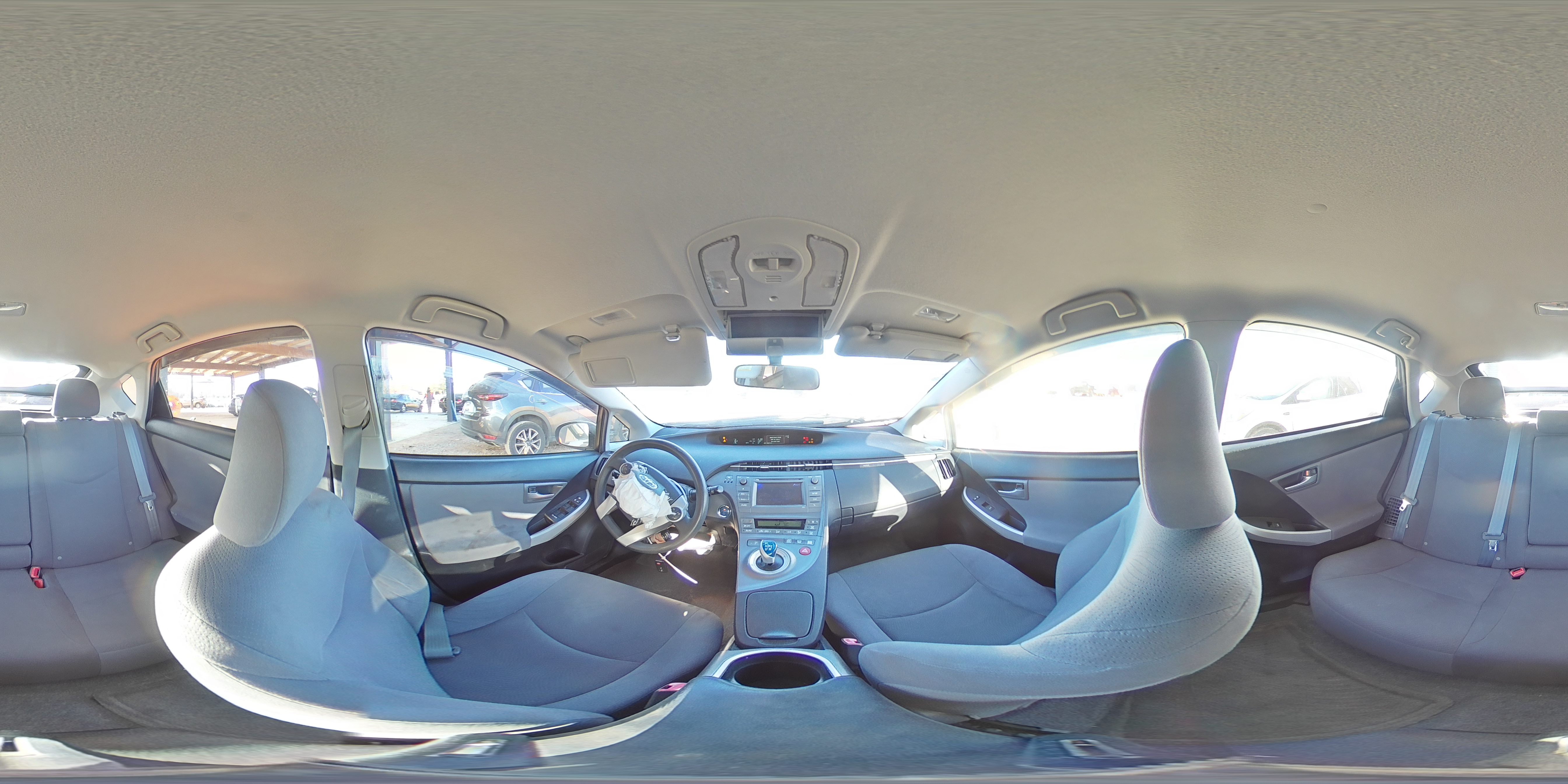 2012 Toyota Prius - Image 14