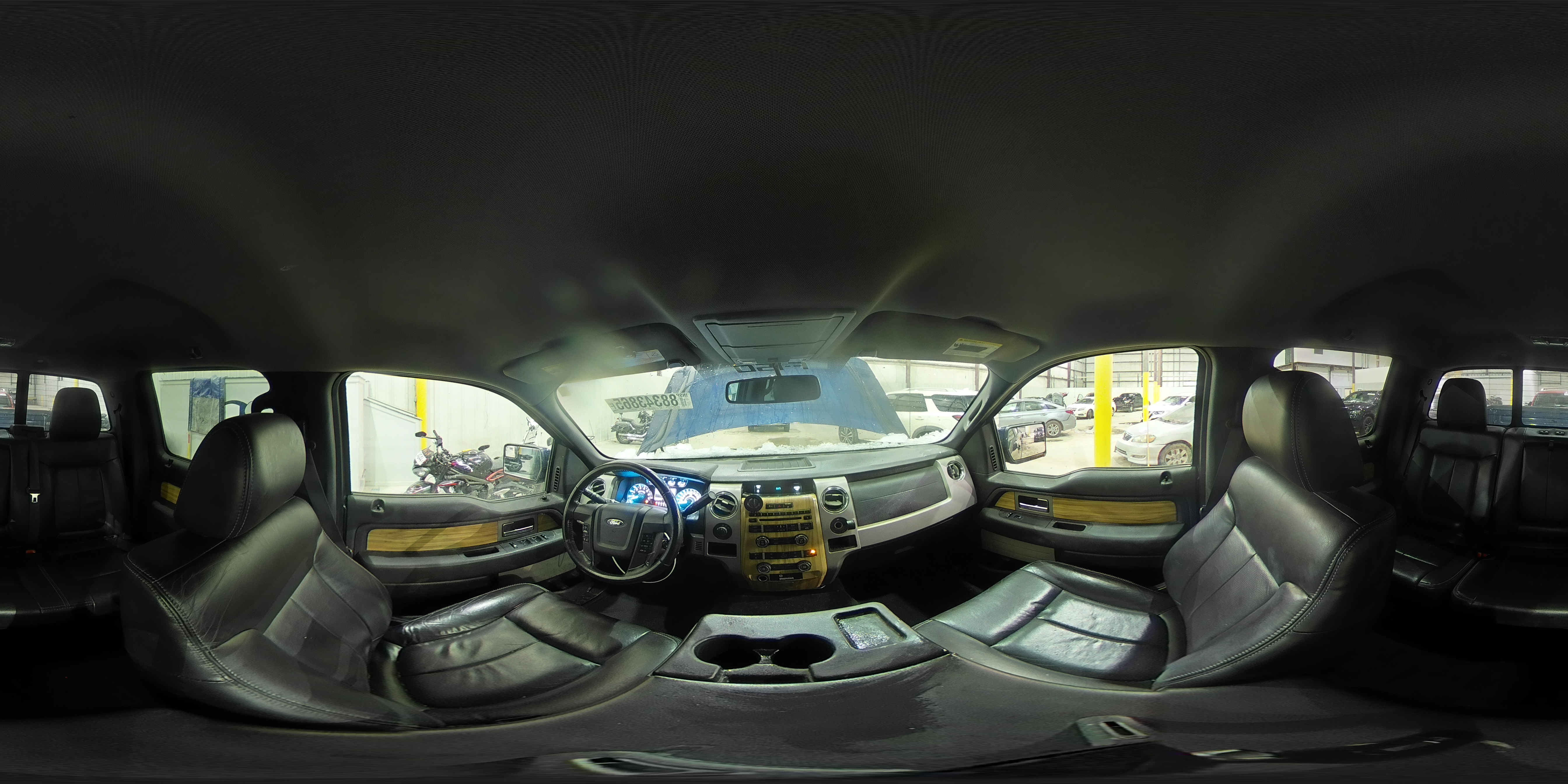 2011 Ford F-150 - Image 12