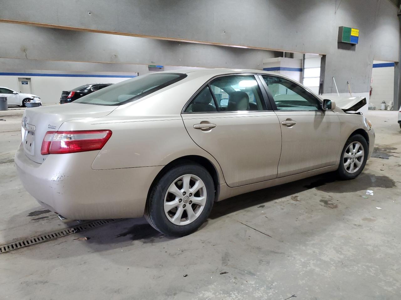 2009 Toyota Camry - Image 3