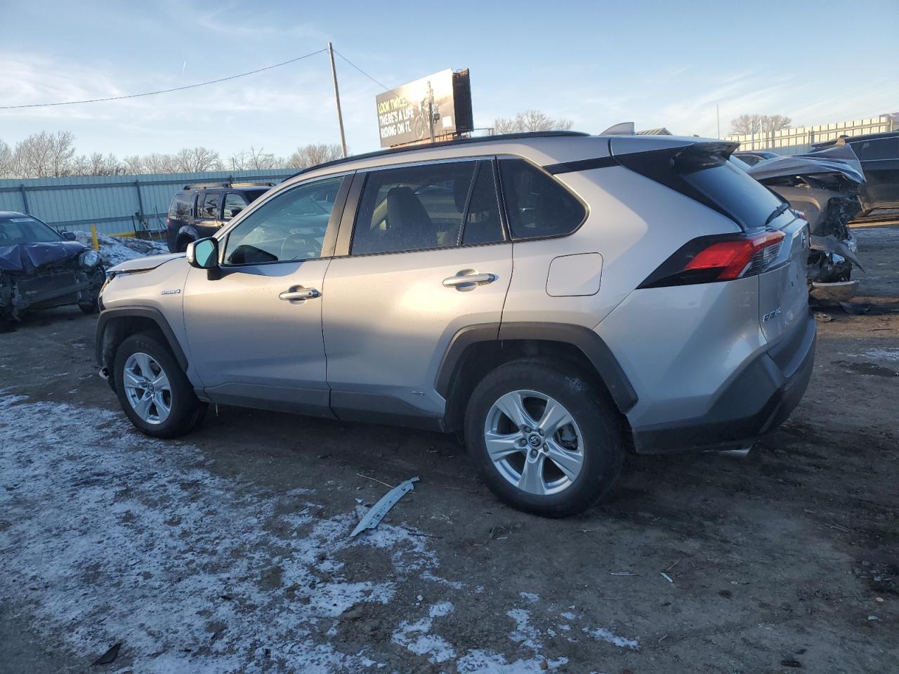 2020 Toyota RAV 4 - Image 2