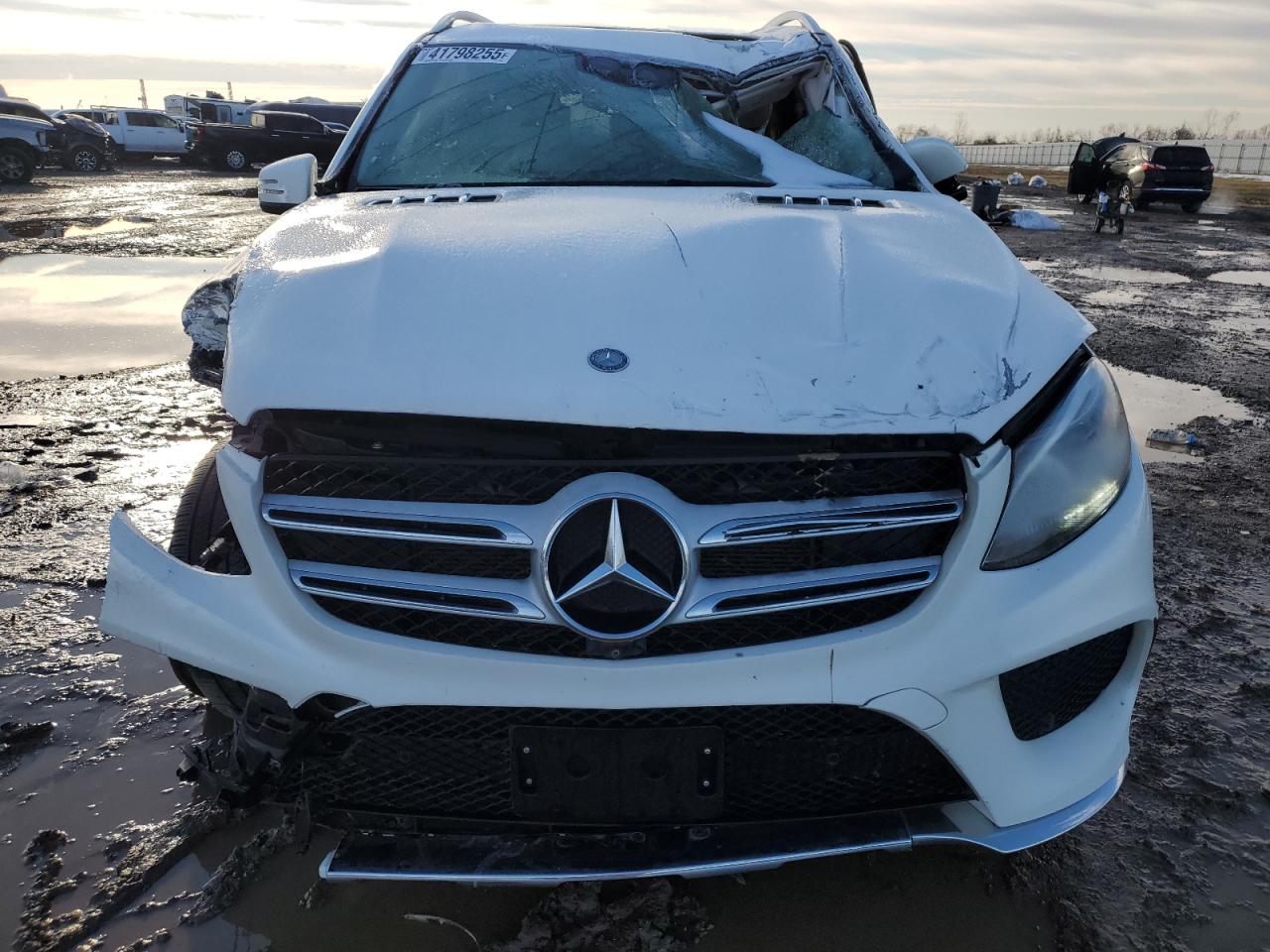 2016 Mercedes-Benz GLE - Image 5