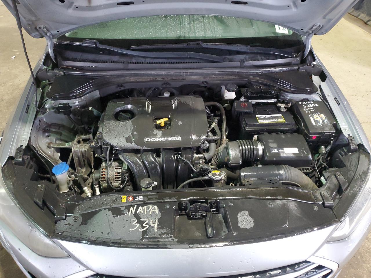 2017 Hyundai Elantra - Image 11