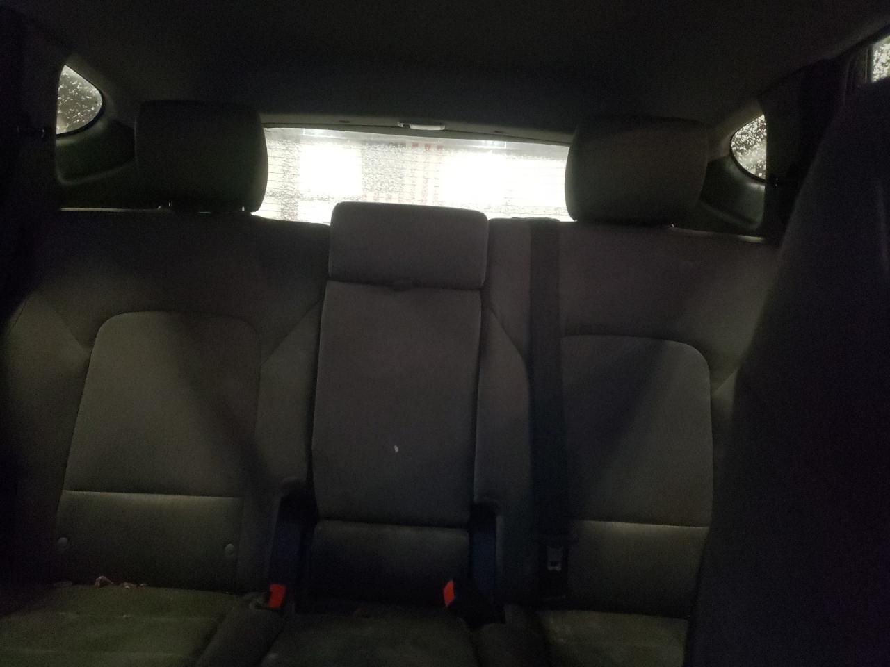 2014 Hyundai Santa Fe - Image 10