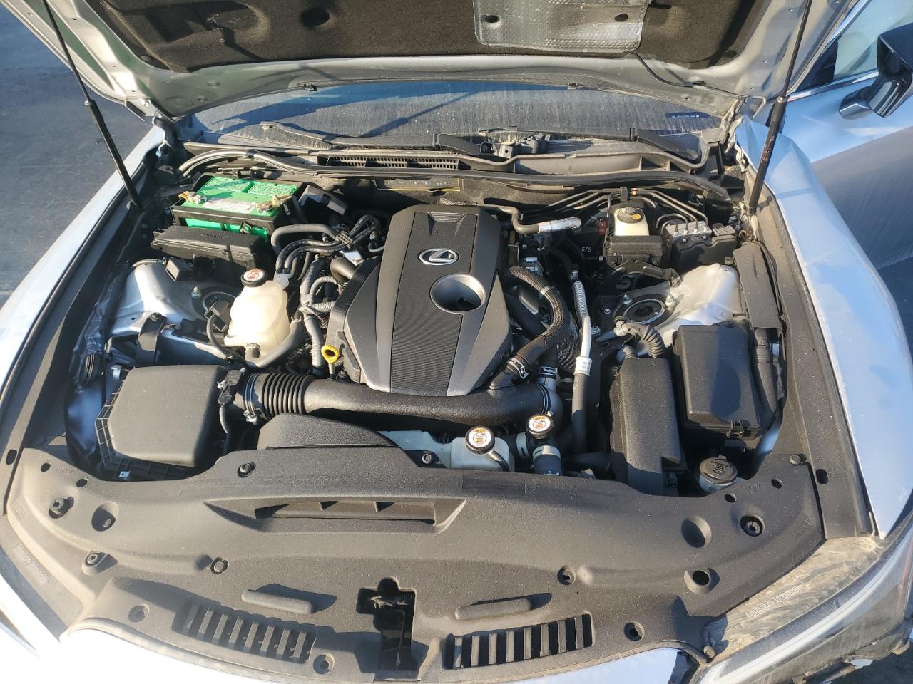 2021 Lexus IS - Image 13