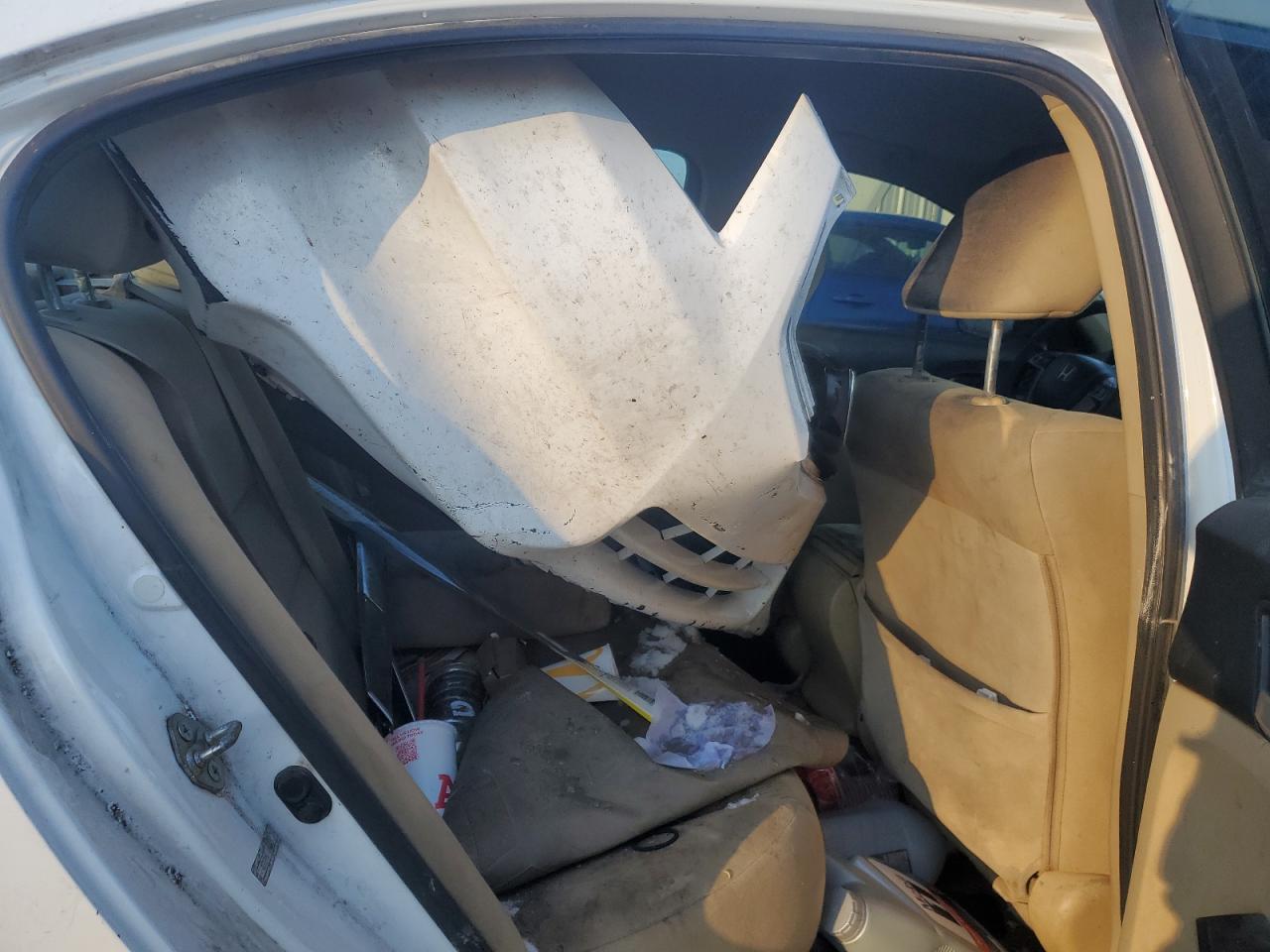 2012 Honda Accord - Image 10