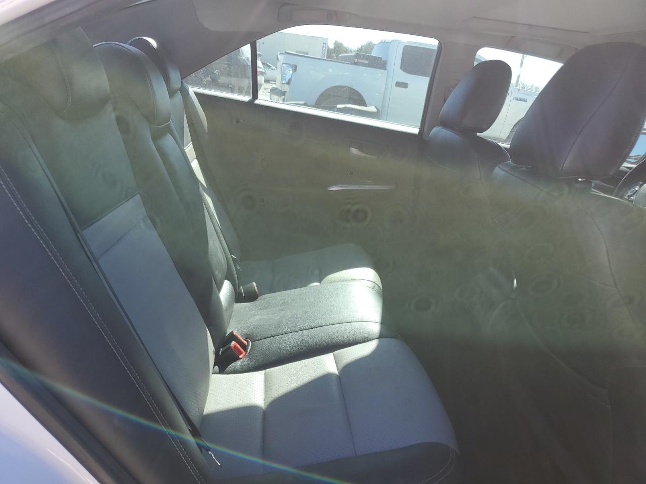2014 Toyota Camry - Image 10