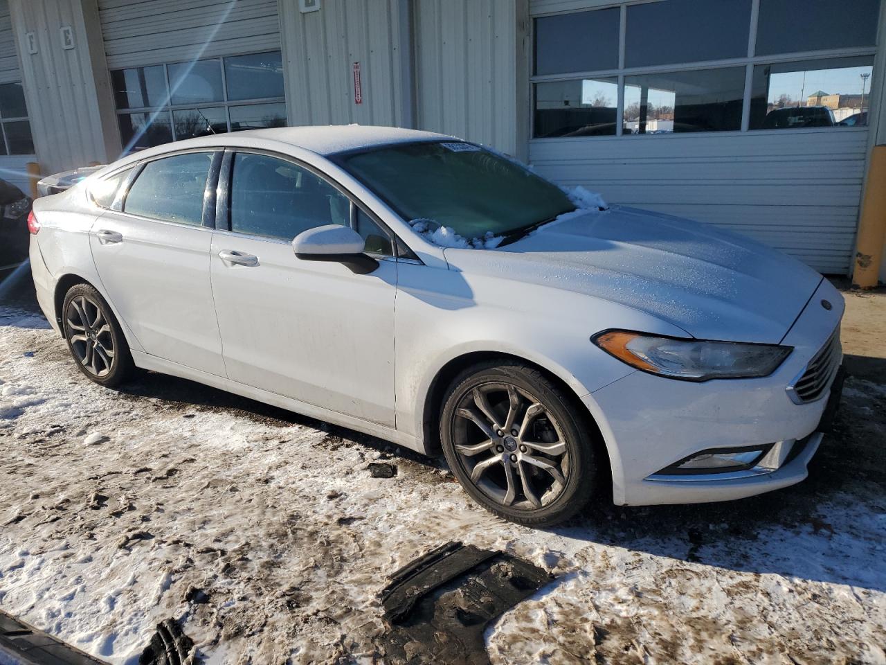 2017 Ford Fusion - Image 4