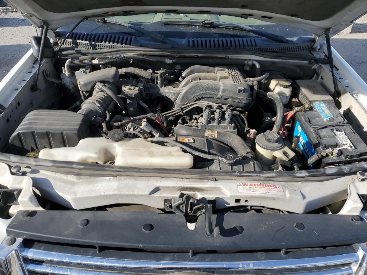2009 Ford Explorer - Image 12
